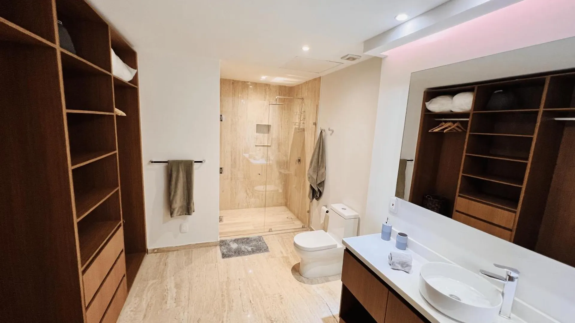 Mistiq Cabos Luxury Apartments By Paramo Cabo San Lucas